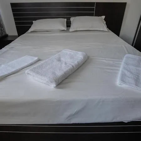 Apartament M & S-3